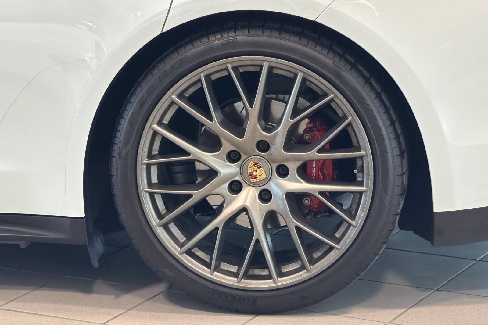 Used 2021 Porsche Panamera 4S AWD/4WD image 32