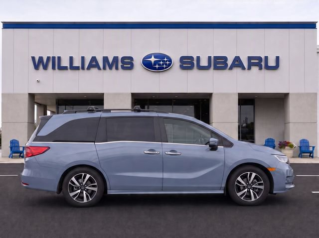 Used 2023 Honda Odyssey Touring image 9