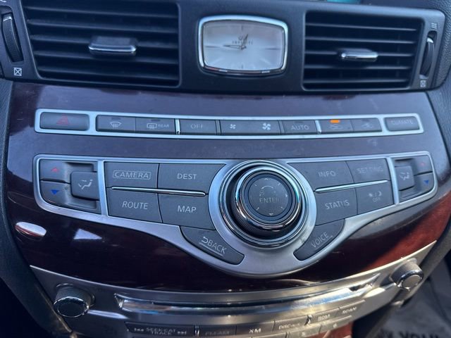 Used 2015 INFINITI Q70 3.7 image 24