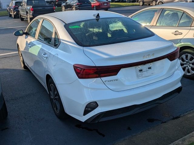Used 2024 Kia Forte LXS FWD image 4