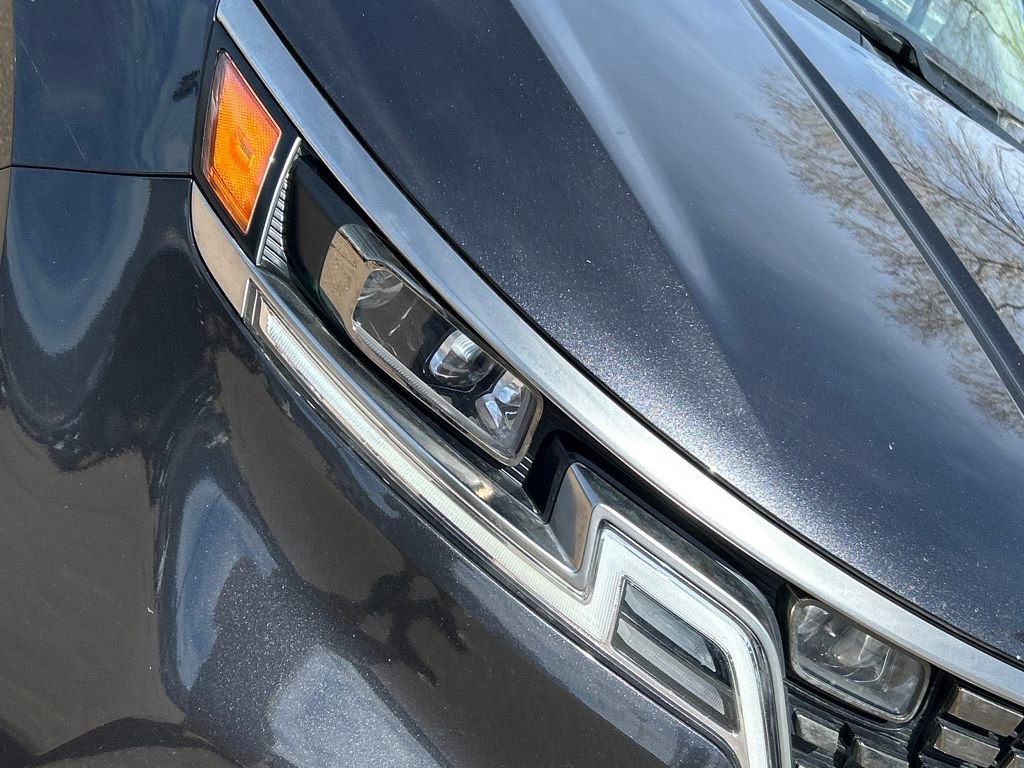 Used 2023 Kia Carnival SX Prestige image 29