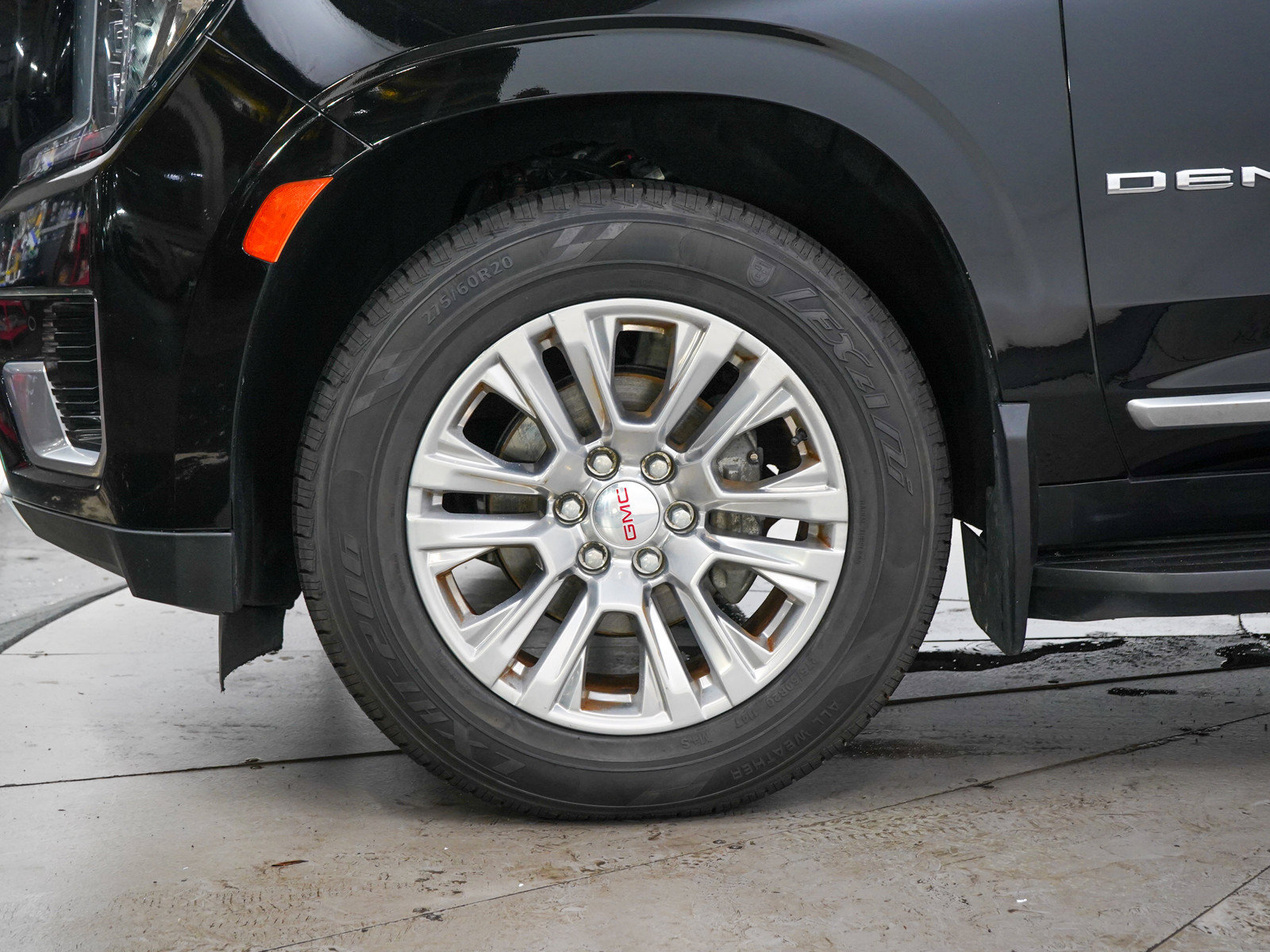 Used 2021 GMC Yukon XL Denali AWD/4WD image 33