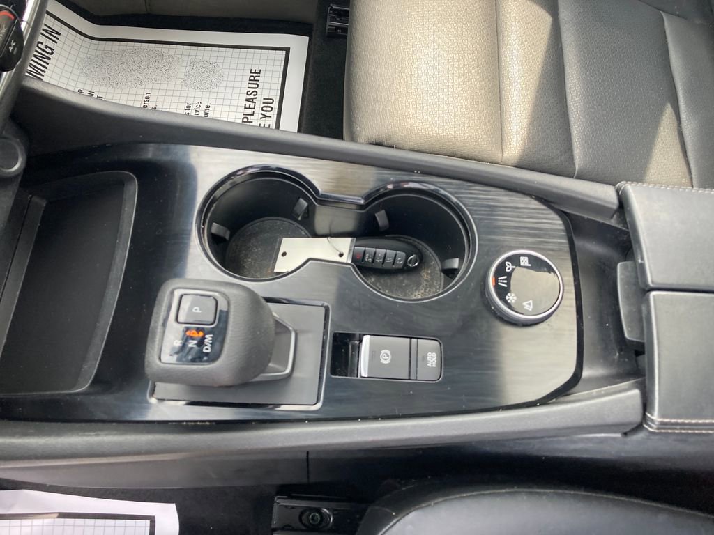 Used 2021 Nissan Rogue SV w/ Premium Package AWD/4WD image 30