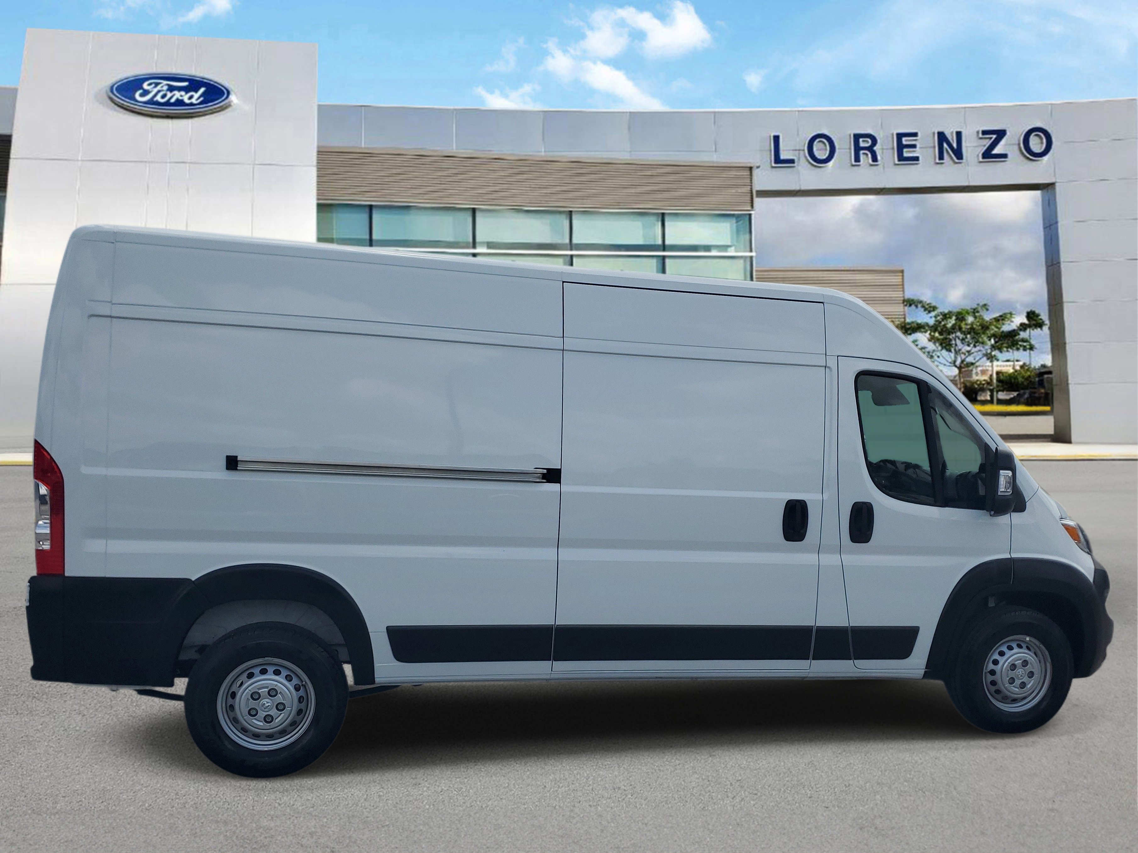 Used 2026 RAM ProMaster 2500 w/ Convenience Group FWD image 4