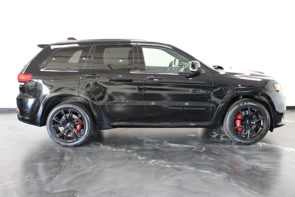 Used 2019 Jeep Grand Cherokee SRT AWD/4WD image 28