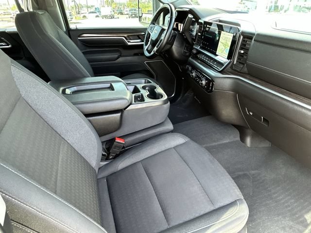Used 2025 Chevrolet Silverado 2500 LT AWD/4WD image 12