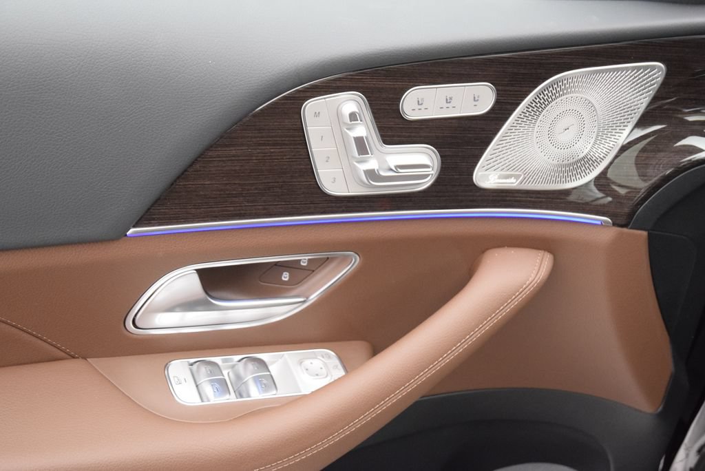 New 2026 Mercedes-Benz GLS 450 4MATIC image 23