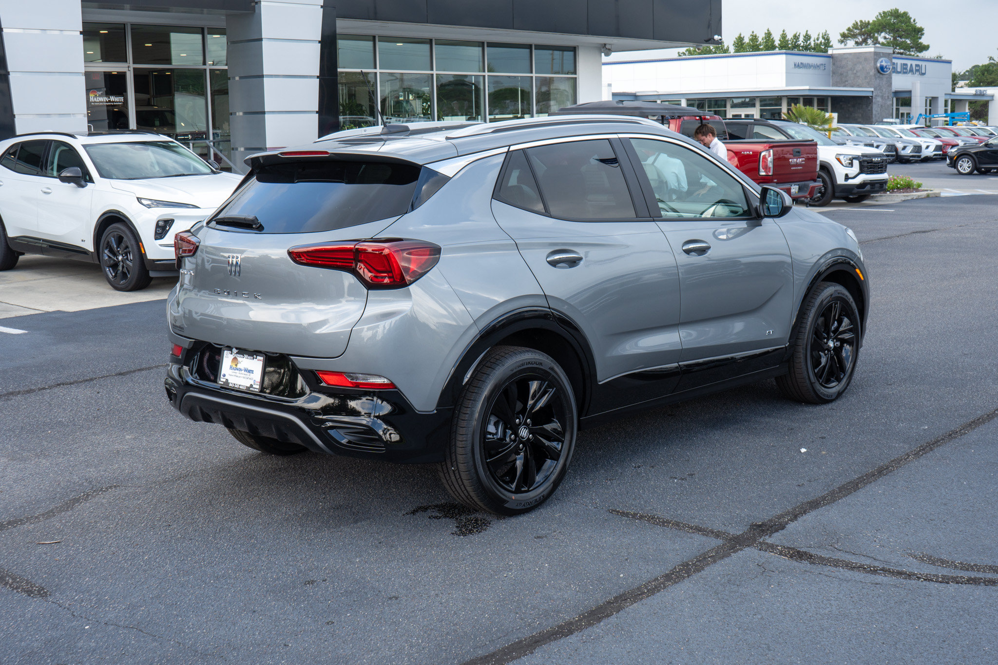 New 2026 Buick Encore GX Sport Touring w/ Comfort Package FWD image 3