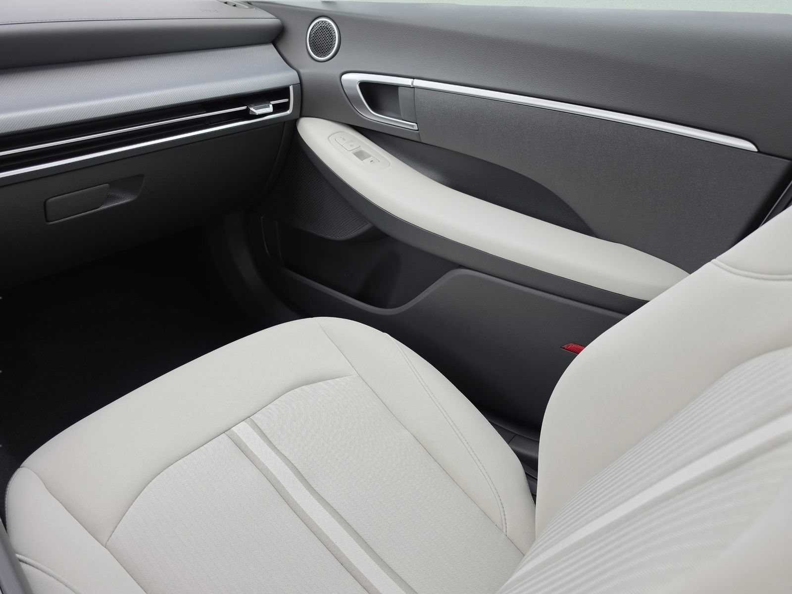 New 2026 Hyundai Sonata SE FWD image 17