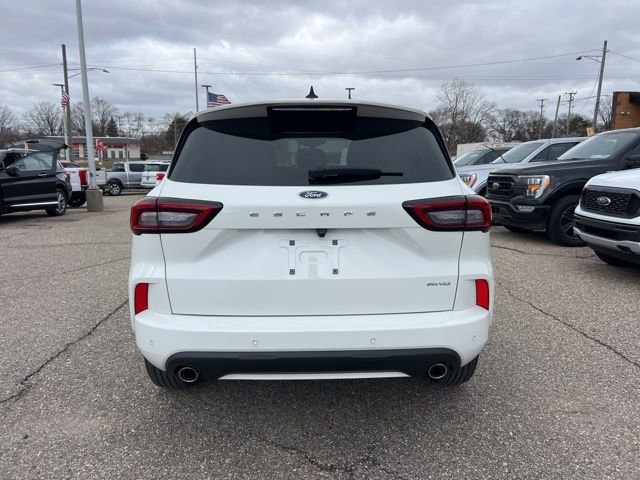 Certified 2024 Ford Escape ST-Line w/ Tech Pack #1 AWD/4WD image 5