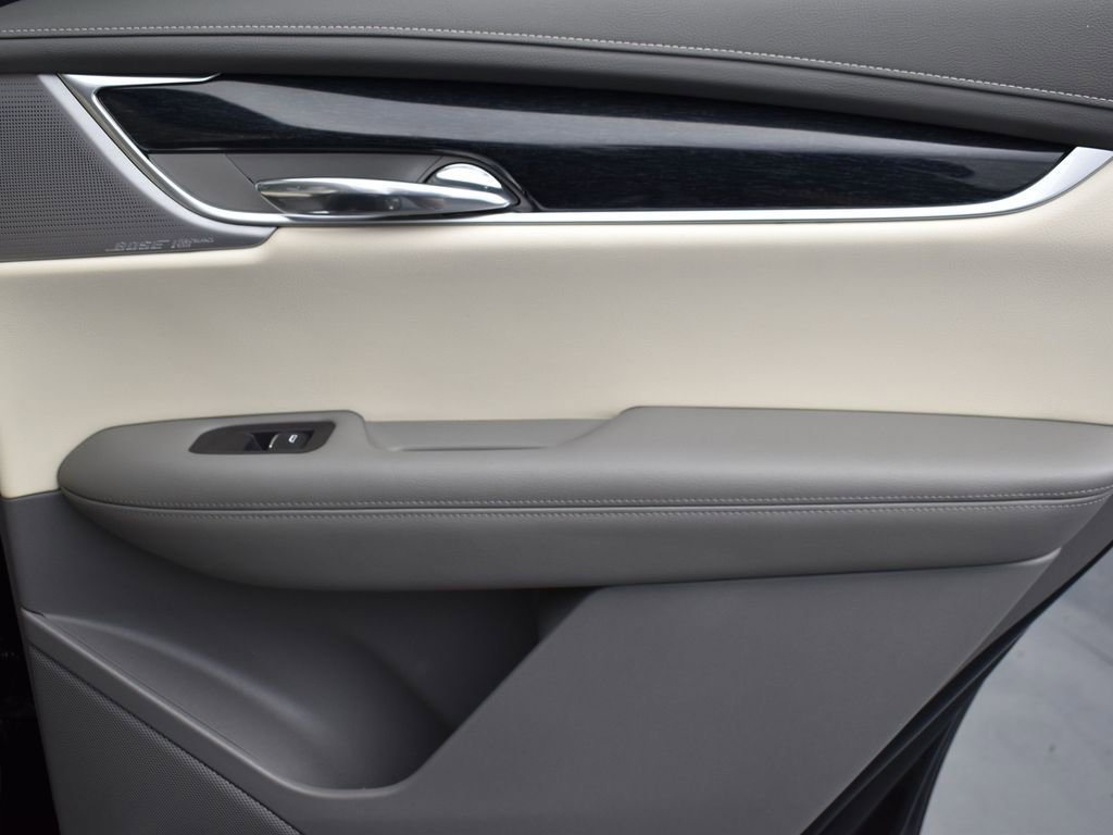 Certified 2023 Cadillac XT6 Premium Luxury w/ LPO, Floor Liner Package image 31