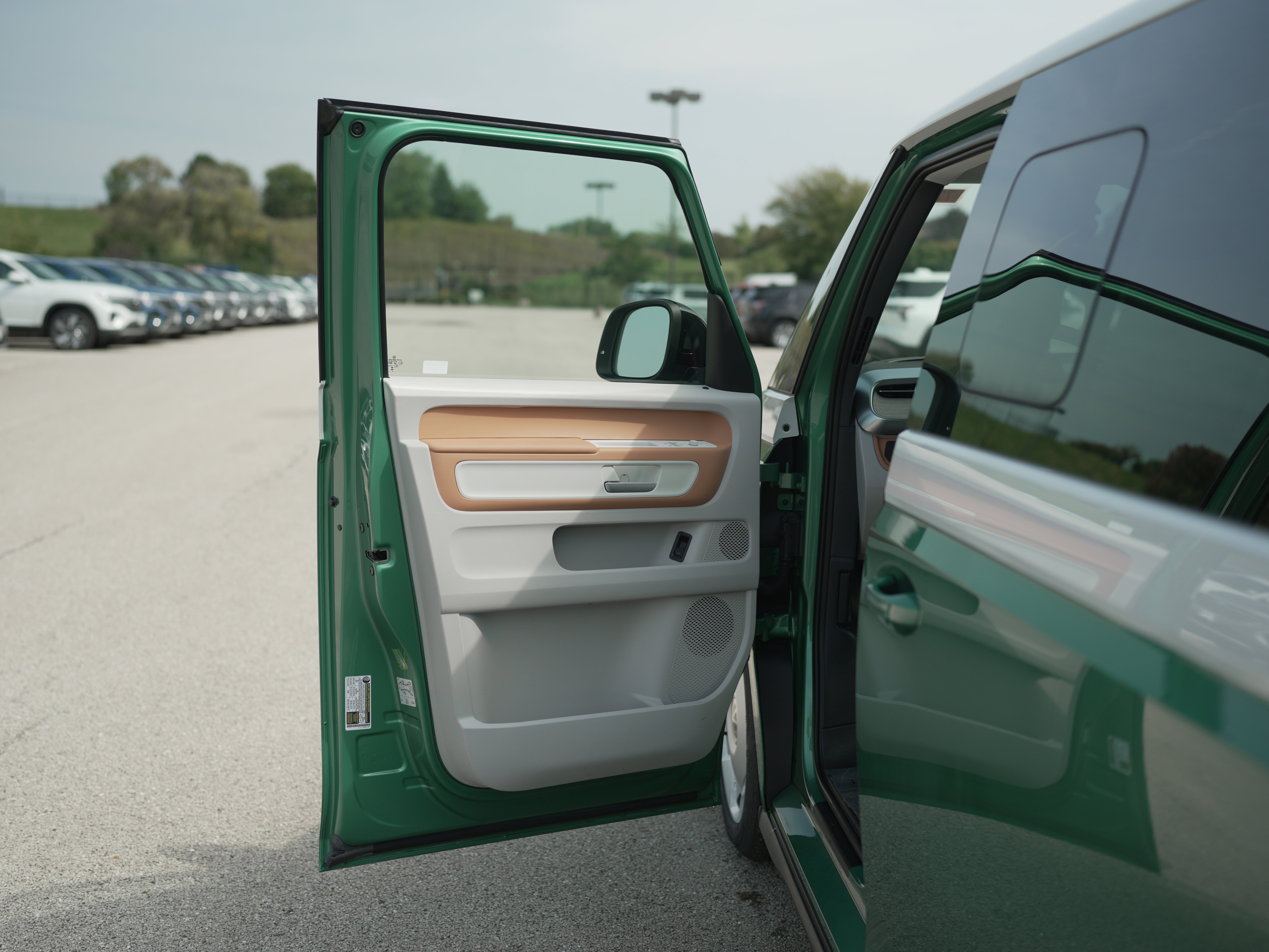 New 2025 Volkswagen ID. Buzz 1st Edition image 28