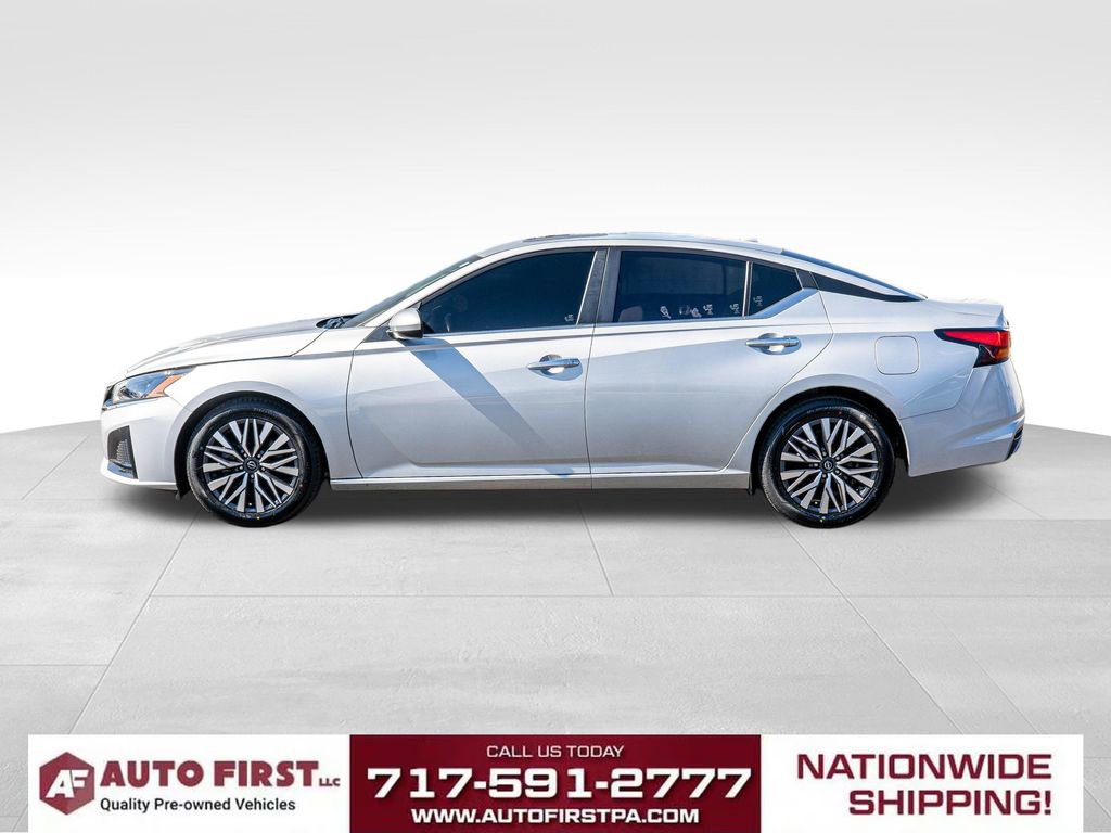 Used 2023 Nissan Altima 2.5 SV w/ SV Premium Package image 6