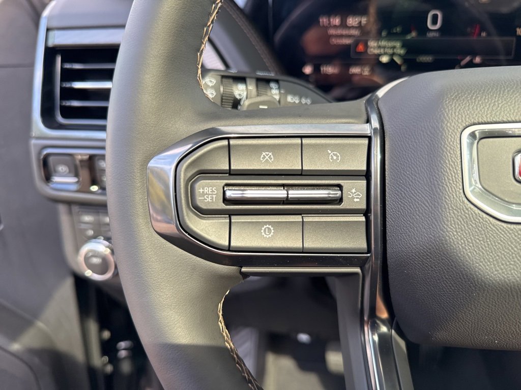 Used 2025 GMC Yukon AT4 w/ AT4 Premium Package image 26