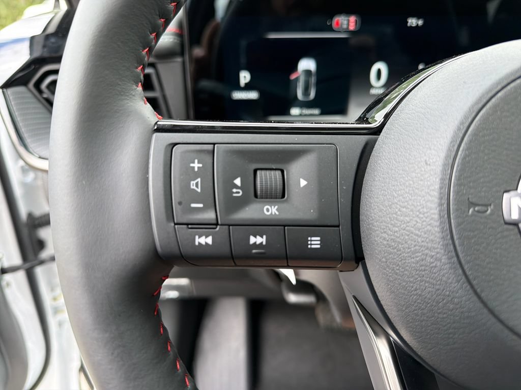 New 2026 Nissan Kicks SR w/ SR Premium Package FWD image 21