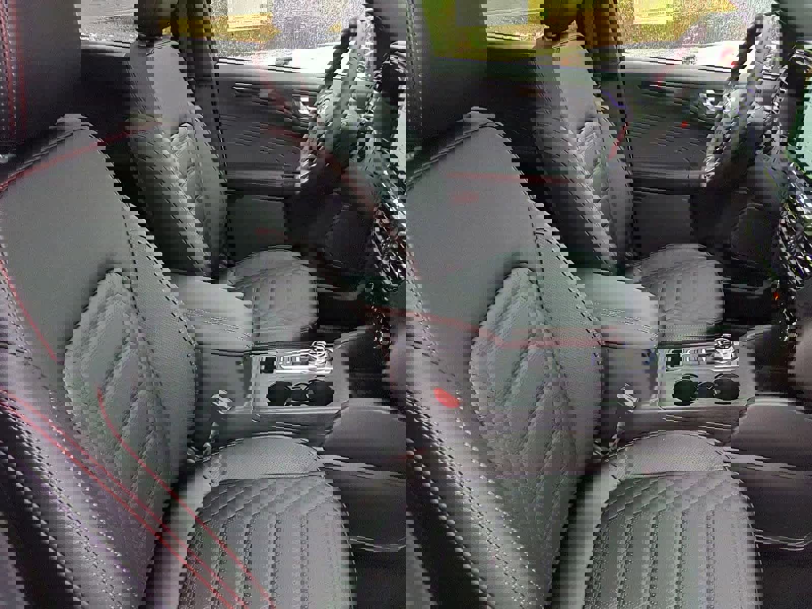 Used 2024 Ford Escape ST-Line Elite w/ Premium Technology Package image 23