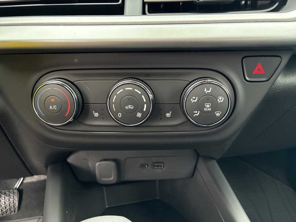 New 2026 Chevrolet Trax RS image 11