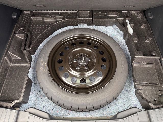 Used 2024 Ford Escape Platinum AWD/4WD image 35