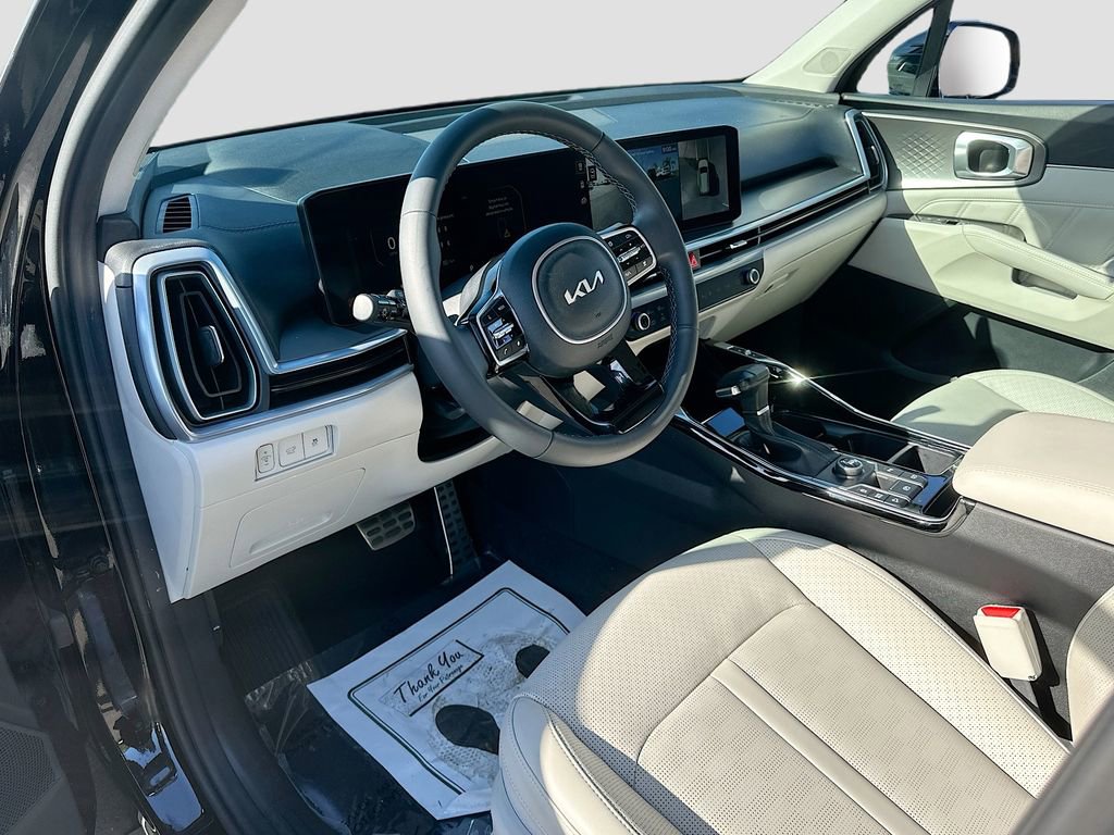 Certified 2024 Kia Sorento SX image 9