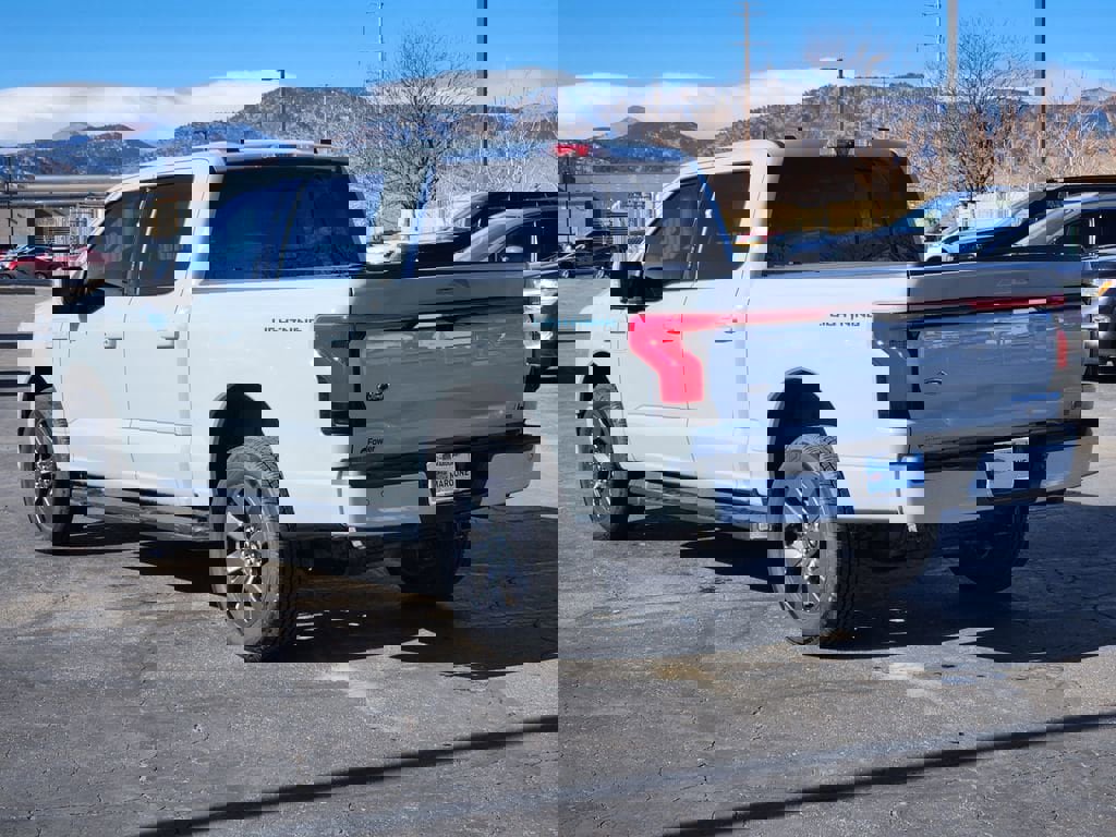 Used 2023 Ford F150 Lightning Lariat image 3