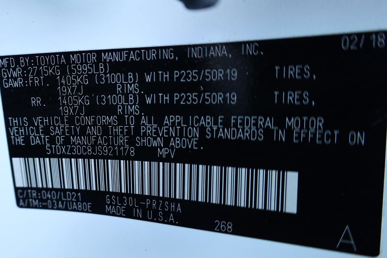 Used 2018 Toyota Sienna SE w/ SE Preferred Package FWD image 17