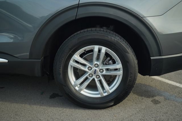 Used 2022 Ford Explorer XLT w/ Equipment Group 202A image 43