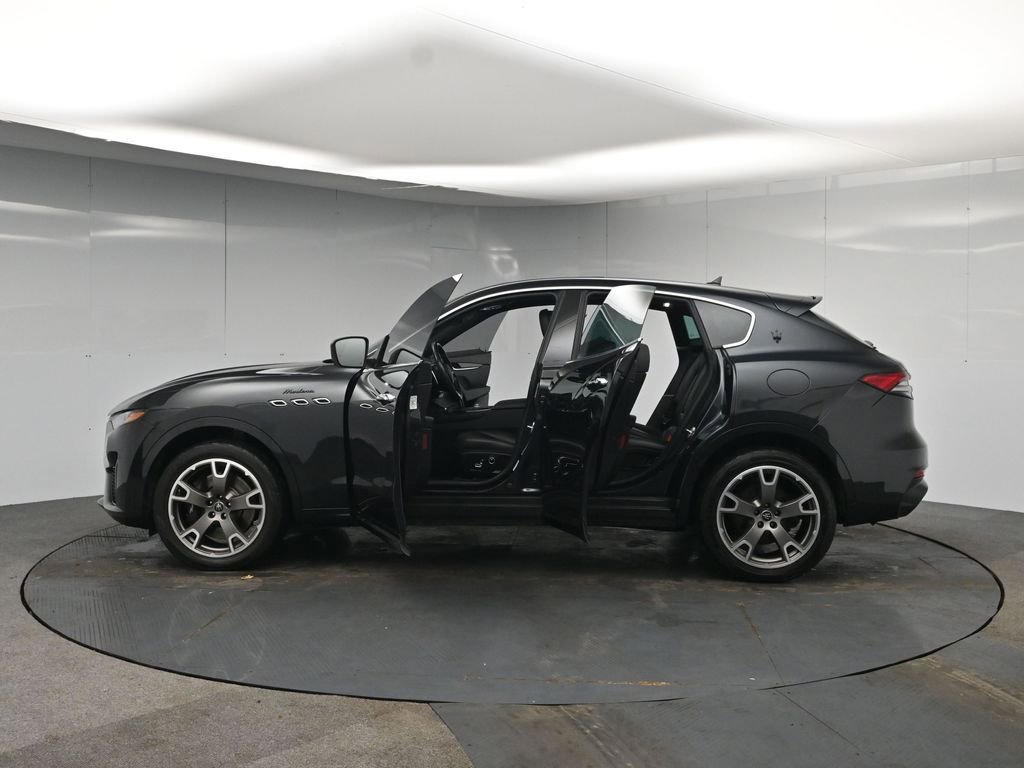 Used 2023 Maserati Levante Modena AWD/4WD image 52