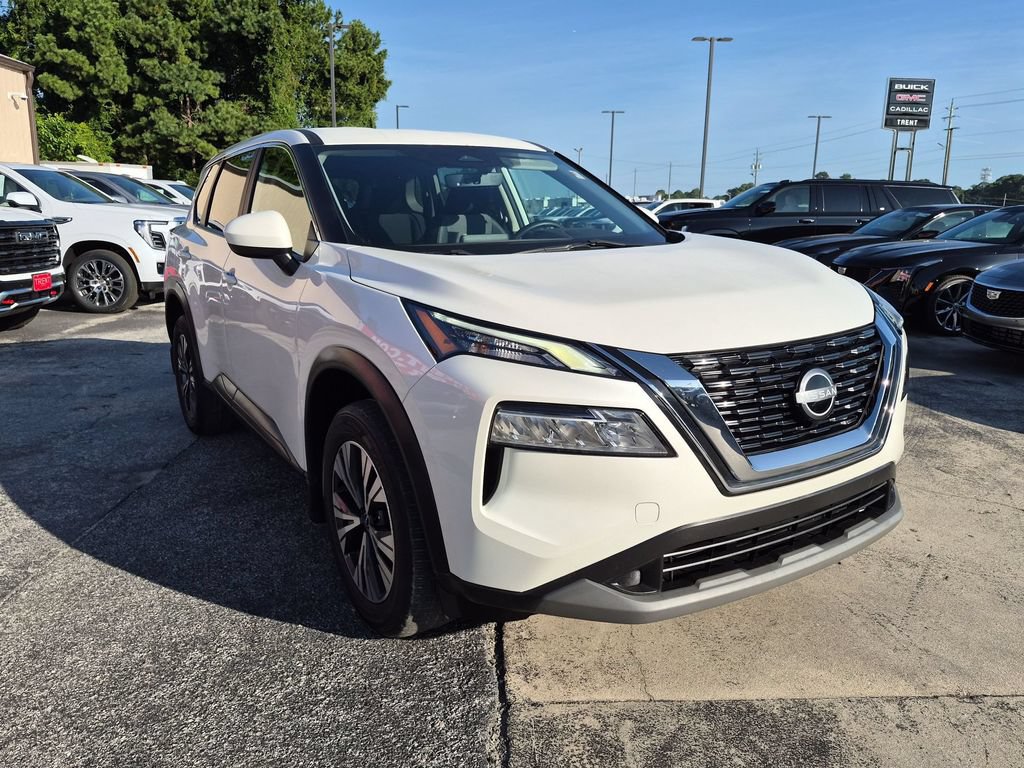 Used 2023 Nissan Rogue SV FWD image 5