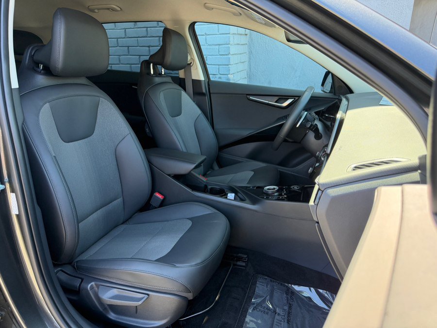 Used 2024 Kia Niro Wind w/ Wind Preserve Package FWD image 31