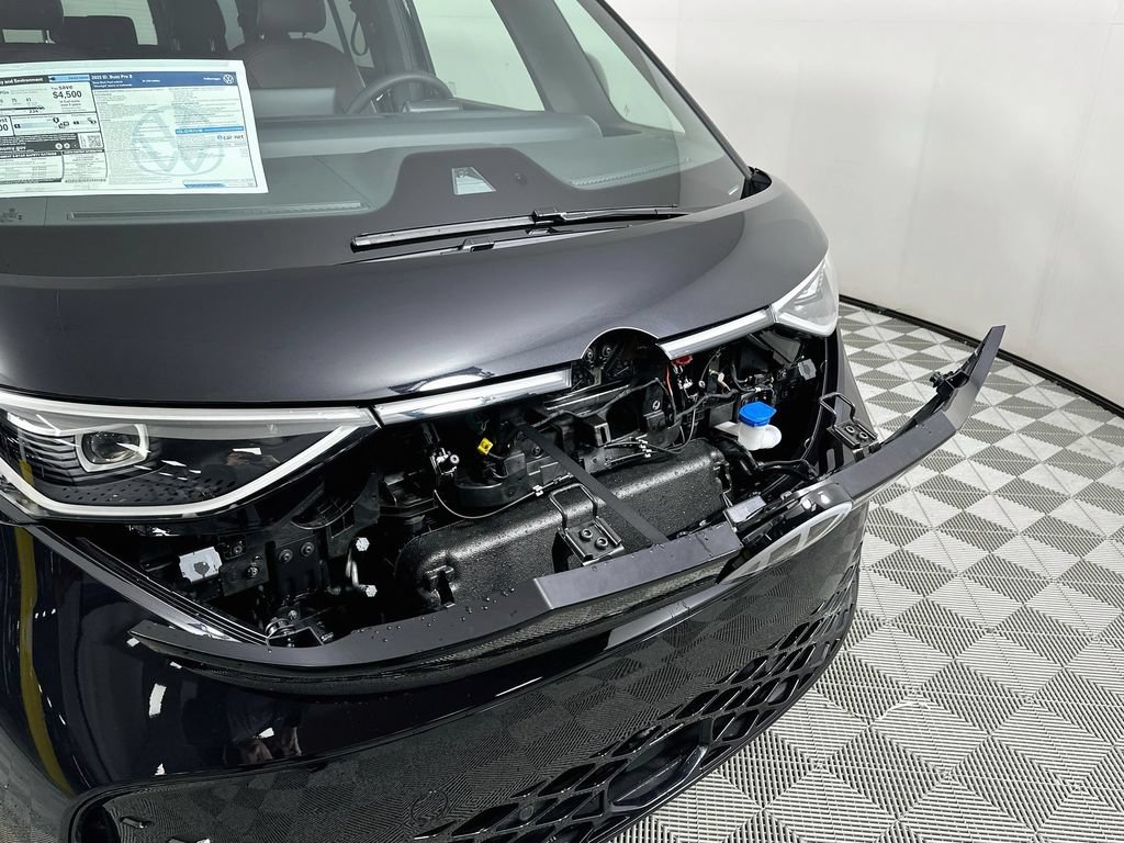 Used 2025 Volkswagen ID. Buzz Pro S RWD image 26