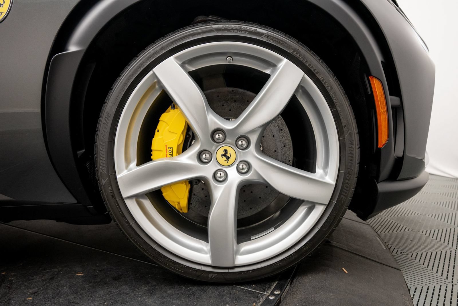 Used 2026 Ferrari Purosangue AWD/4WD image 28