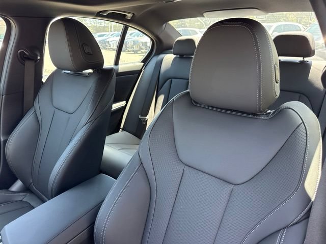 New 2026 BMW 330i Sedan w/ M Sport Package RWD image 19