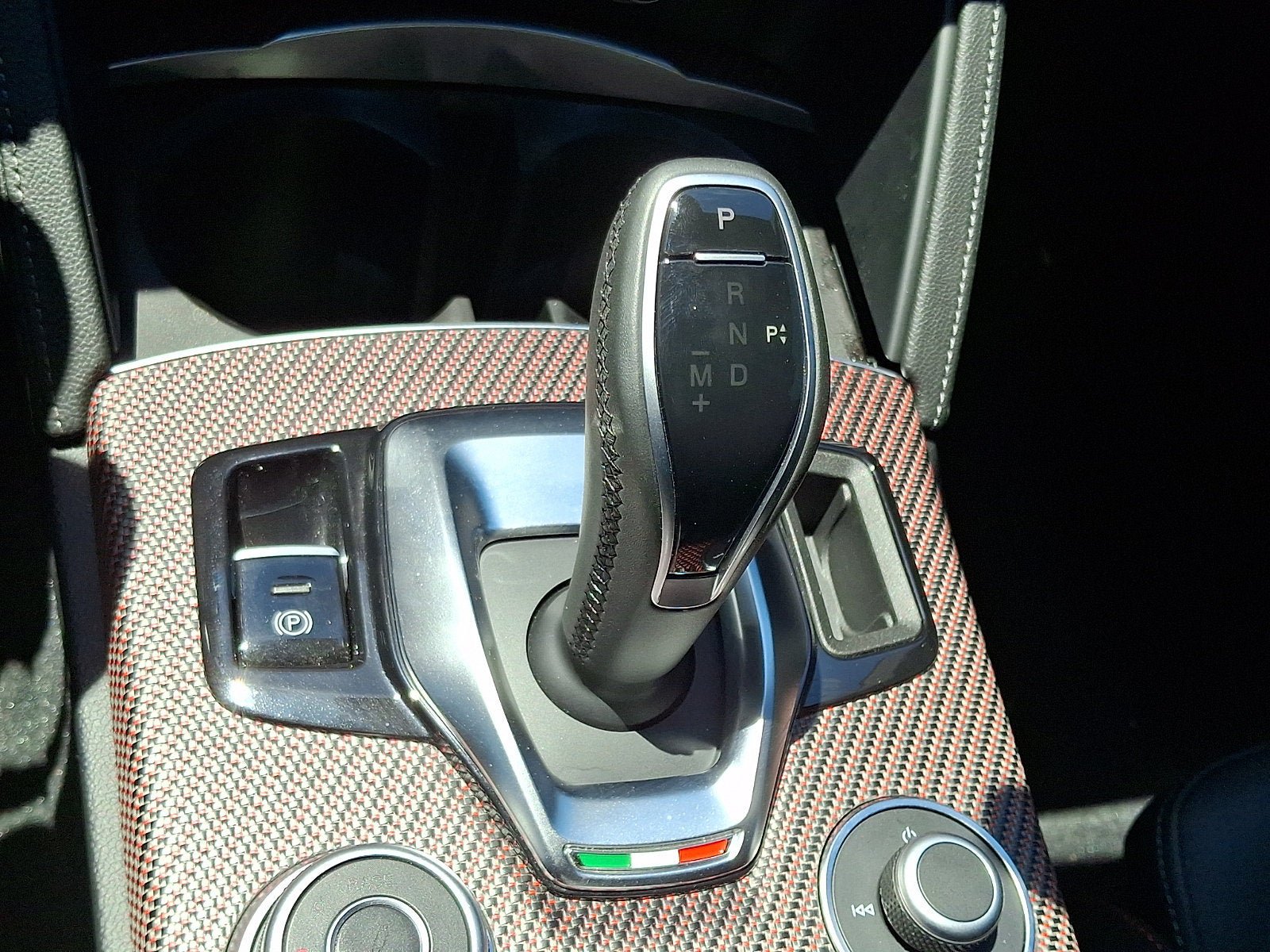Used 2024 Alfa Romeo Stelvio Quadrifoglio AWD/4WD image 16