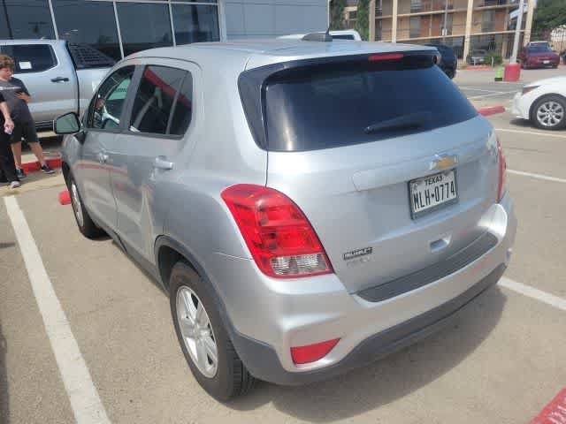 Used 2019 Chevrolet Trax LS w/ Tint and Cruise Package FWD image 3
