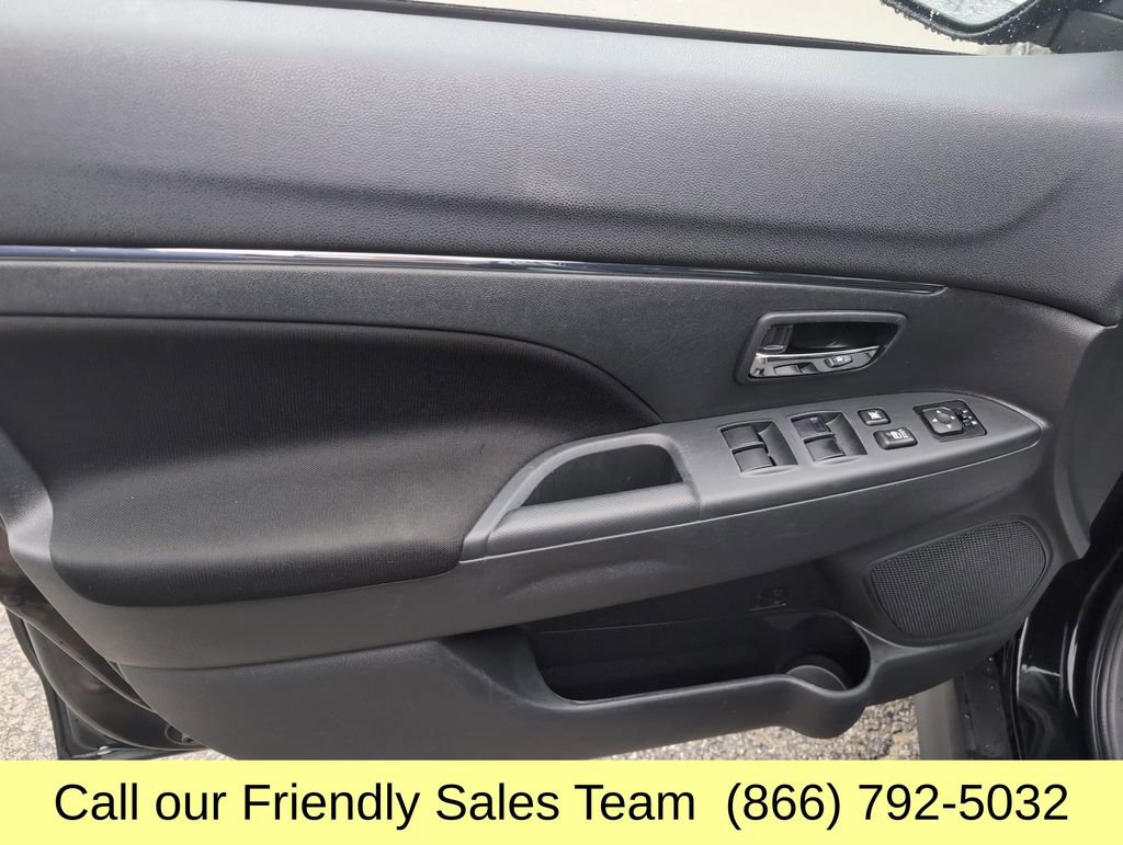 Used 2024 Mitsubishi Outlander Sport ES AWD/4WD image 12