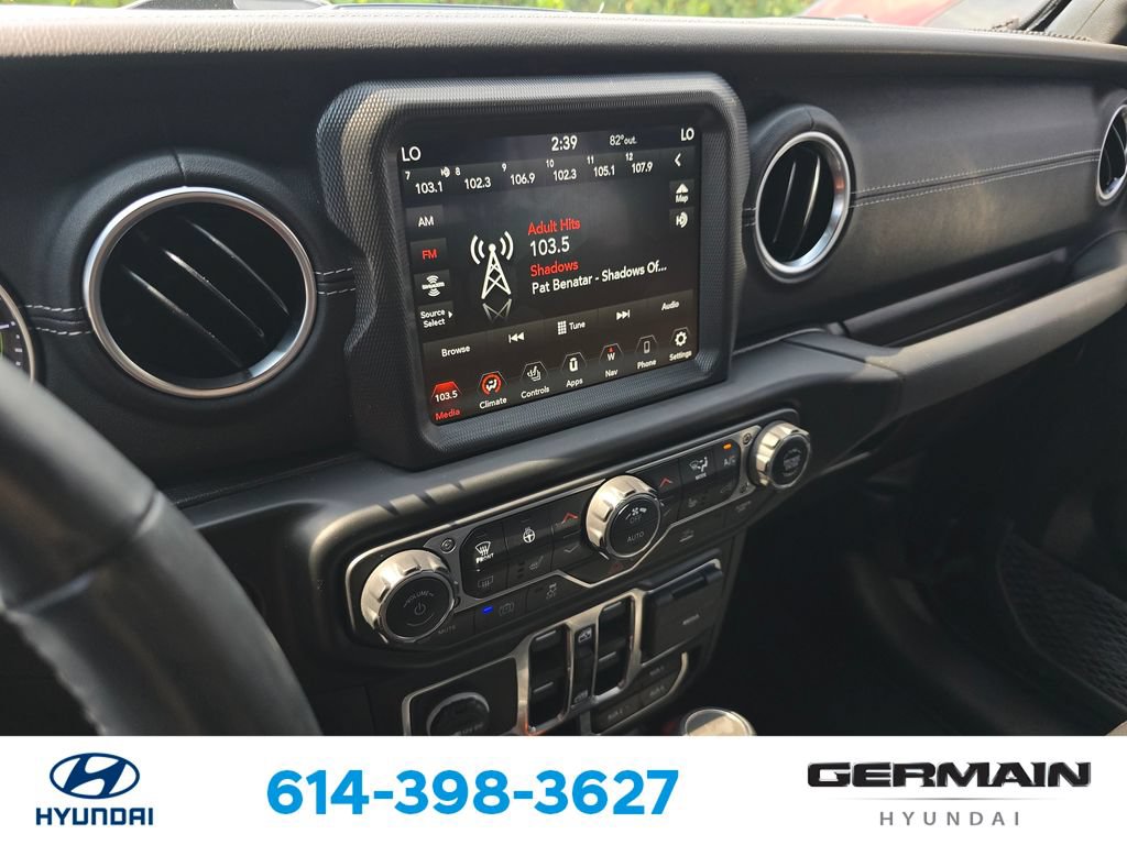 Used 2021 Jeep Wrangler Unlimited Sahara w/ Cold Weather Group AWD/4WD image 24