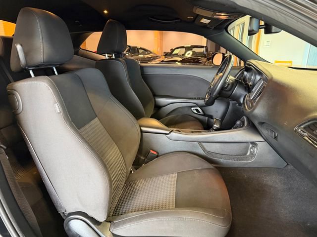 Used 2019 Dodge Challenger R/T image 21