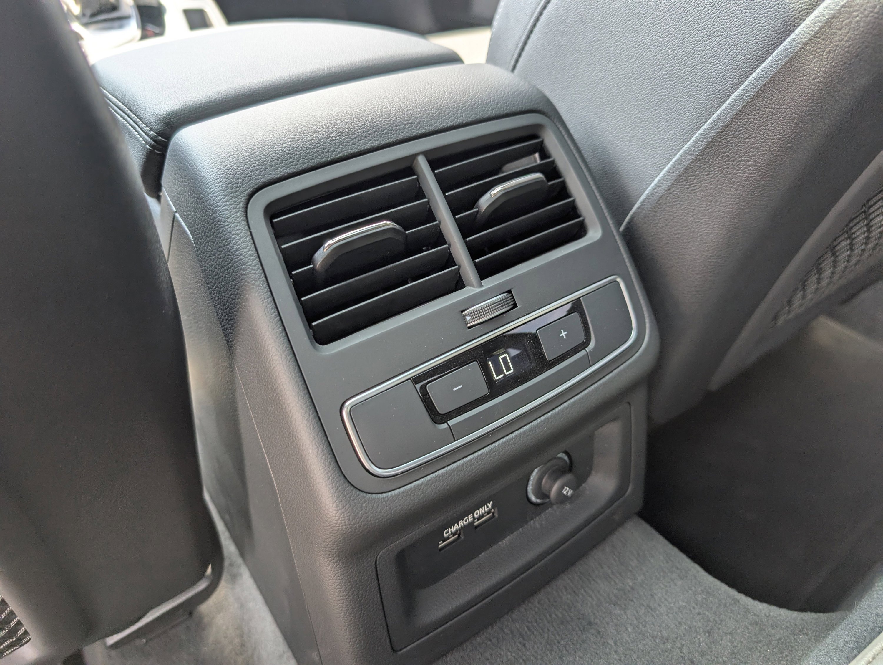 Used 2024 Audi A4 2.0T Premium Plus image 31