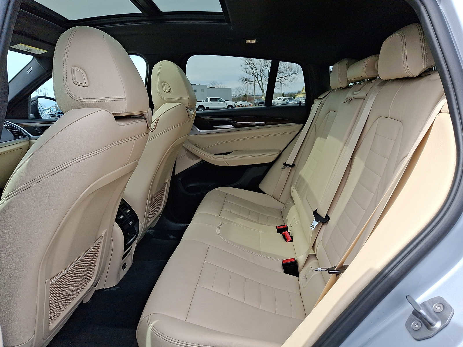 Used 2020 BMW X4 xDrive30i w/ Premium Package image 10