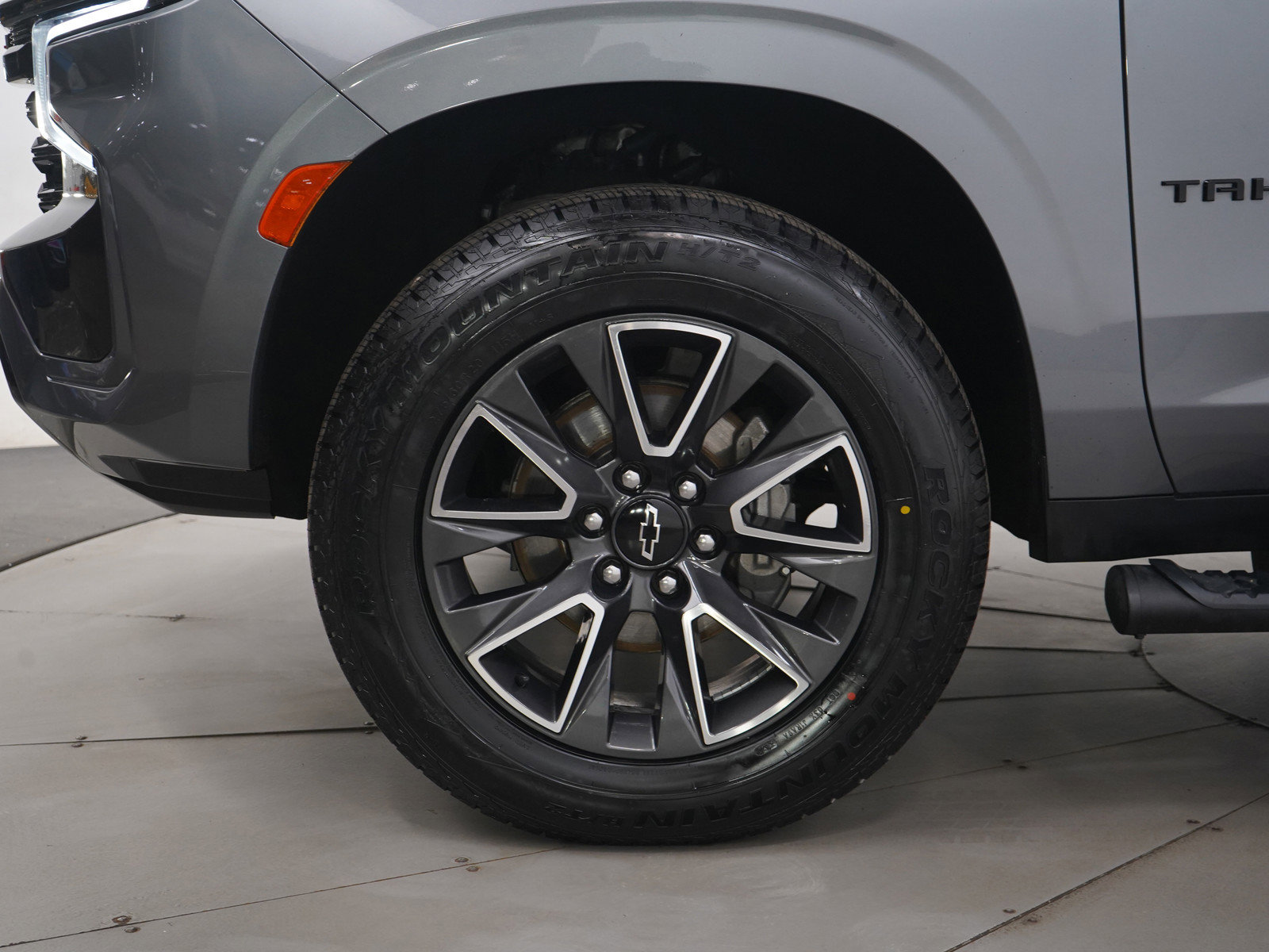 Used 2021 Chevrolet Tahoe Z71 w/ Luxury Package image 33