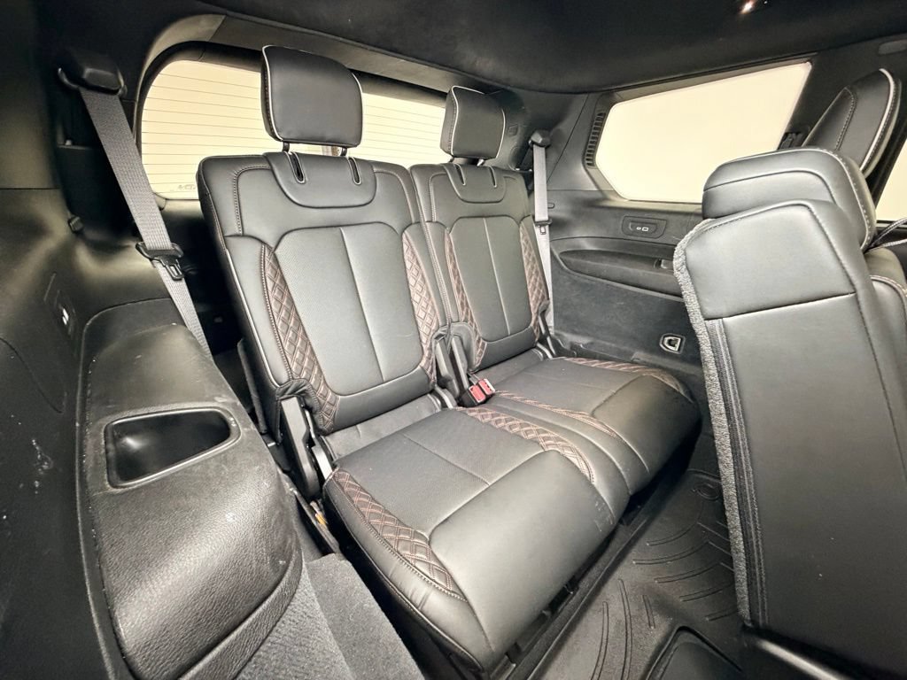 Used 2023 Jeep Grand Cherokee L Summit AWD/4WD image 10