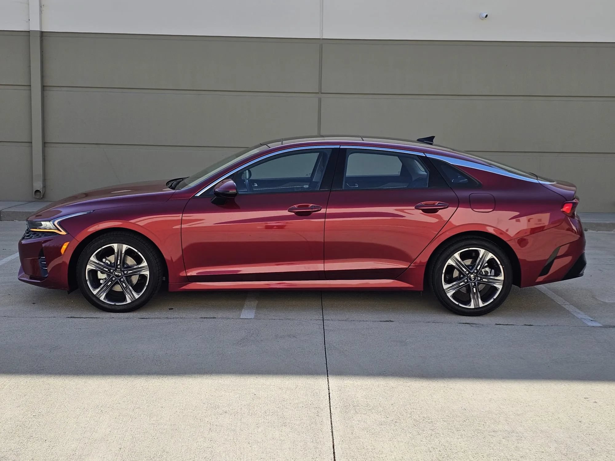 Used 2021 Kia K5 EX FWD image 7