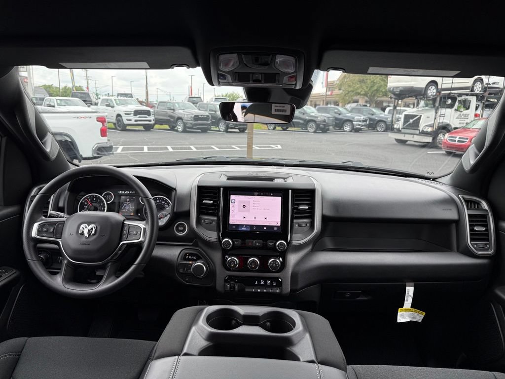 New 2026 RAM 1500 Express AWD/4WD image 11