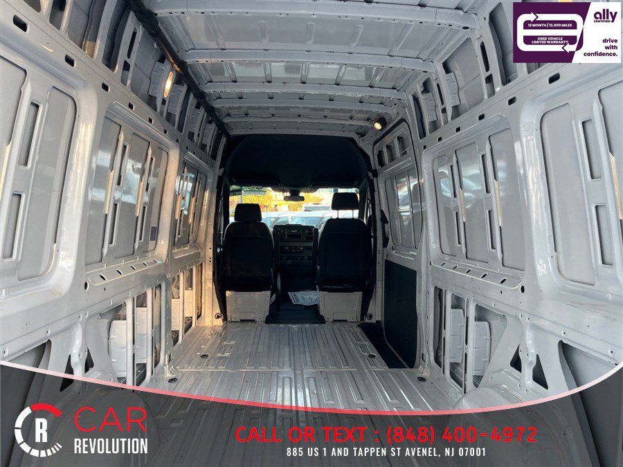 Used 2025 Mercedes-Benz Sprinter 2500 image 12
