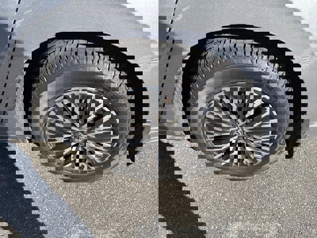 Used 2020 Volkswagen Jetta SE w/ SE Cold Weather Package image 6