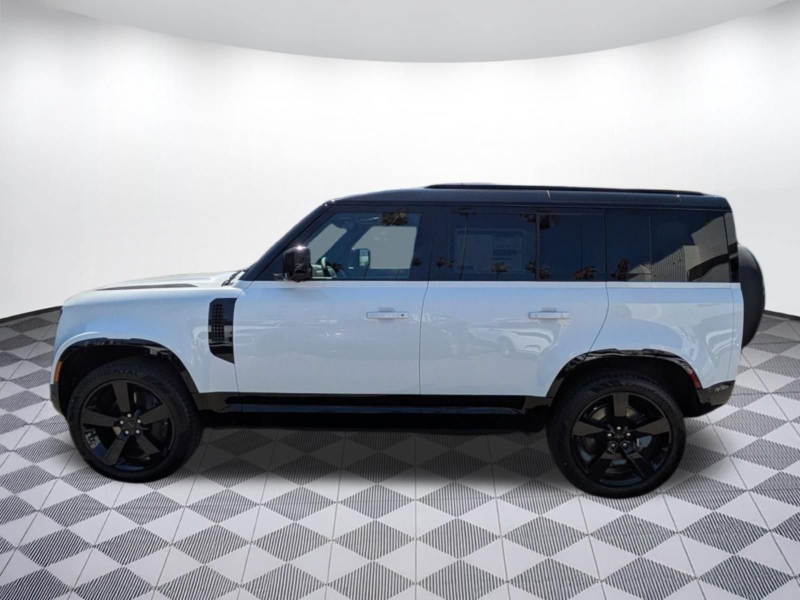 New 2026 Land Rover Defender 110 X-Dynamic SE AWD/4WD image 8
