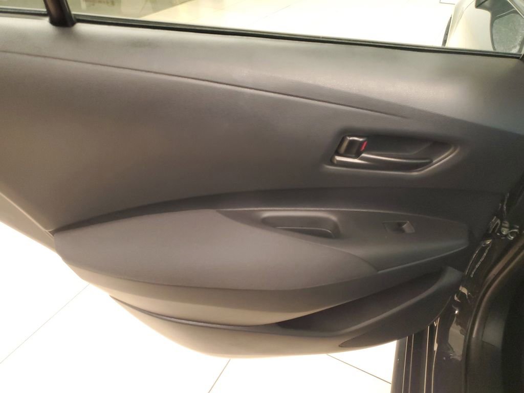 Used 2025 Toyota Corolla LE image 13