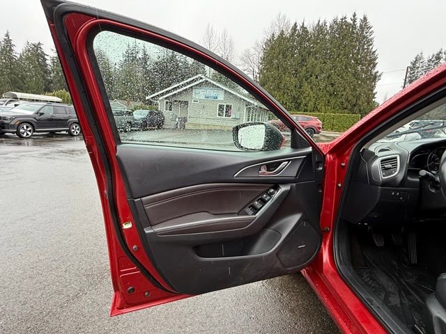 Used 2018 MAZDA MAZDA3 Grand Touring w/ Premium Equipment Package image 10
