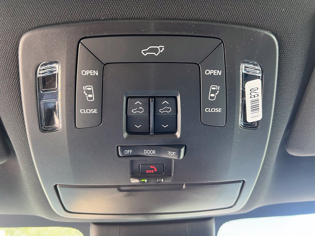 New 2026 Toyota Sienna XSE AWD/4WD image 27