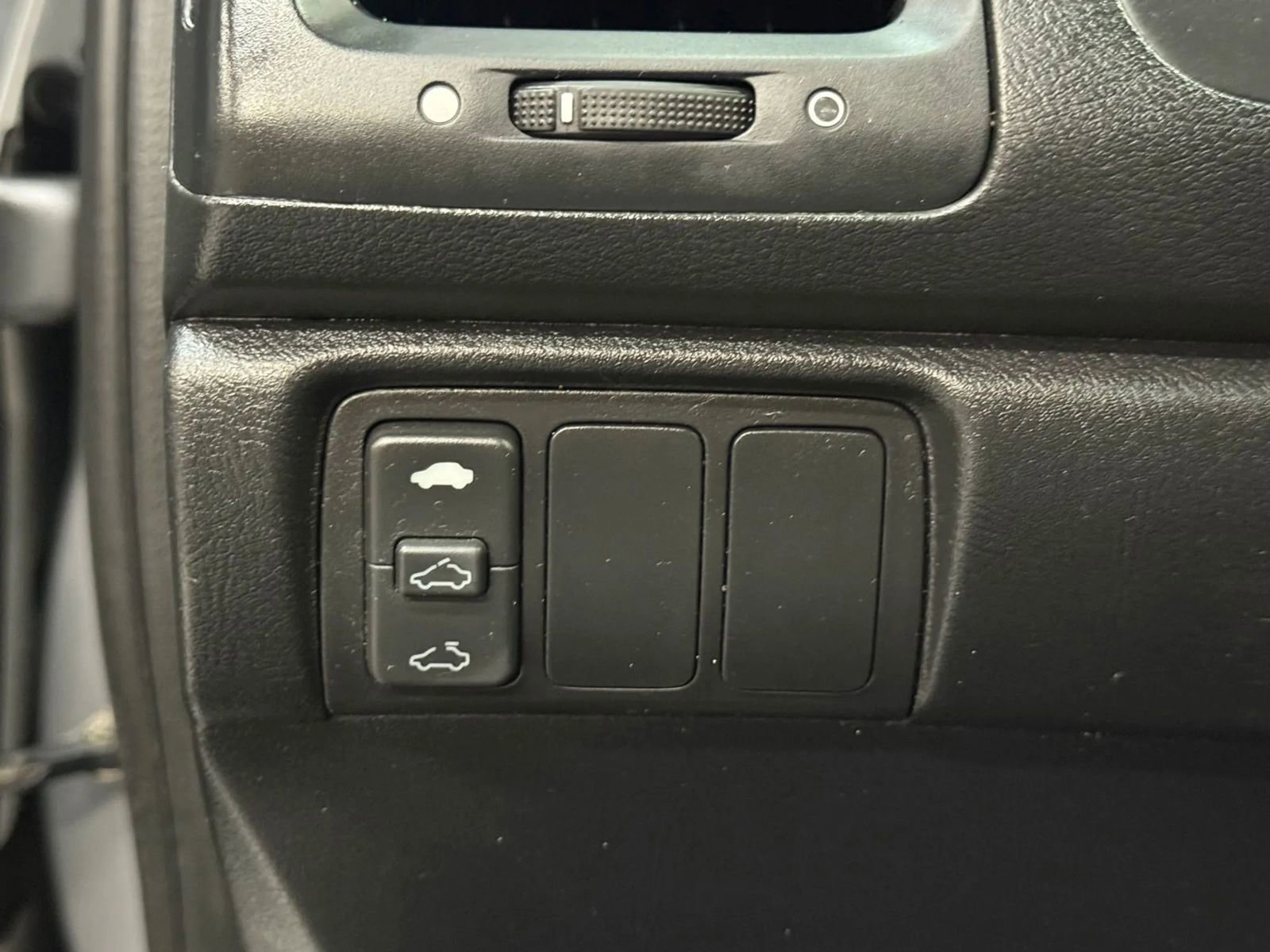 Used 2004 Honda Accord EX image 27